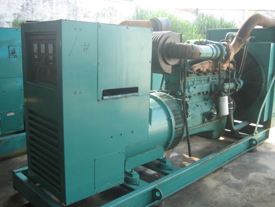 潍坊租赁发电机- 发电机碳刷磨损的原因是什么