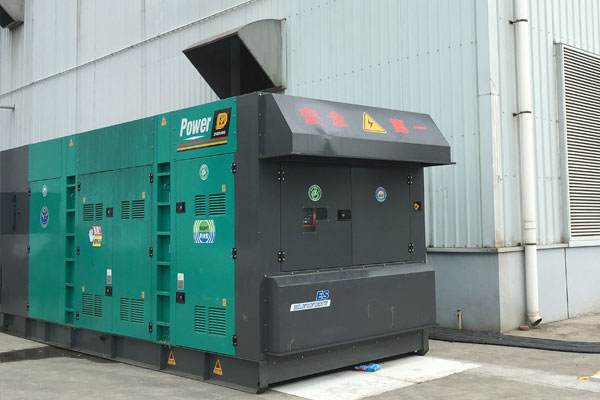 潍坊燃油滤清器的更换流程是怎样的？