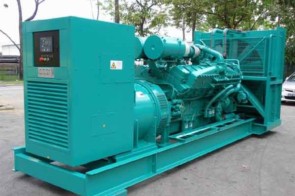 潍坊柴油发电机组电压不稳定怎样维修？