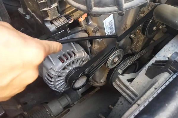 潍坊转速传感器的工作原理是什么？